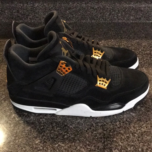gold and black 4s
